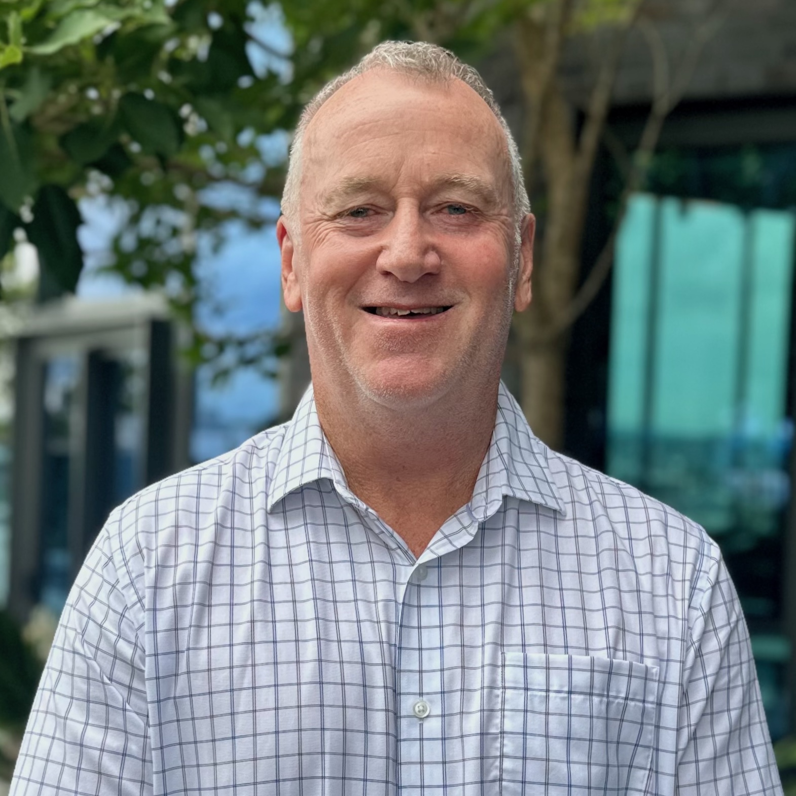 Headshot of Steve Nixon